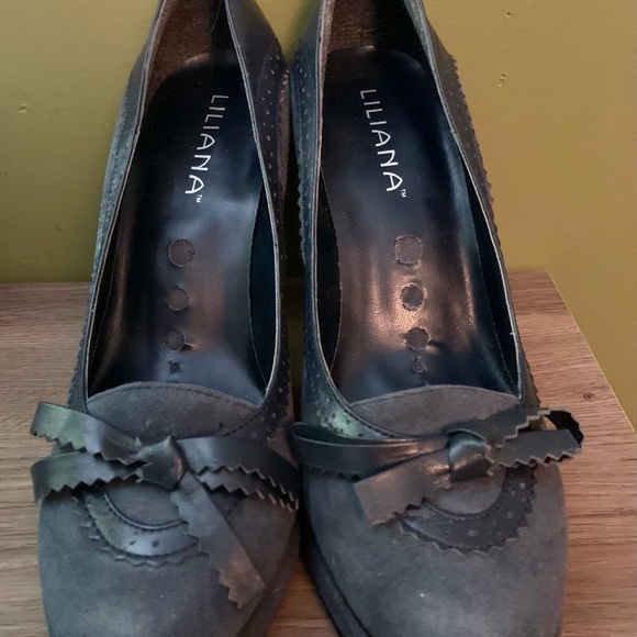 Liliana navy leather heels size 39, BNIB - Picture 9 of 9